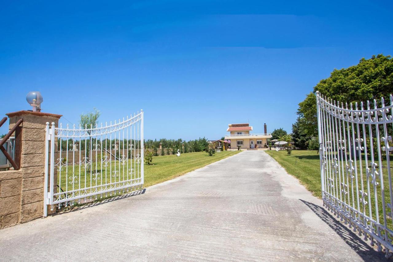 Laylande House Villa Theológos Екстериор снимка